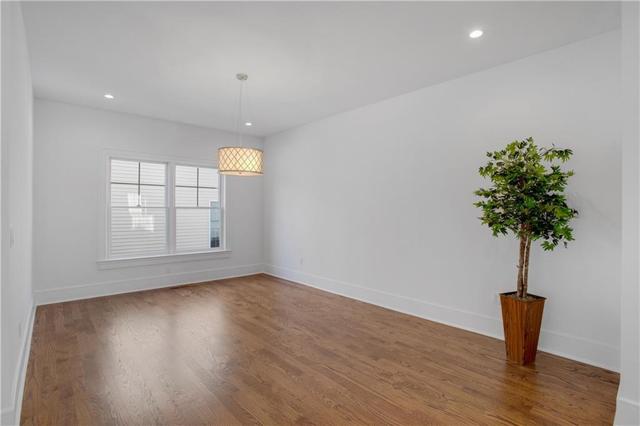 15 Railside Avenue, photo 8 of 36