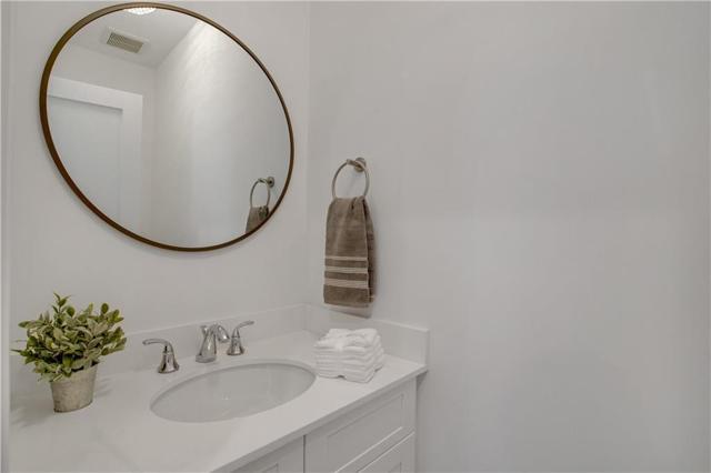 15 Railside Avenue, photo 17 of 36