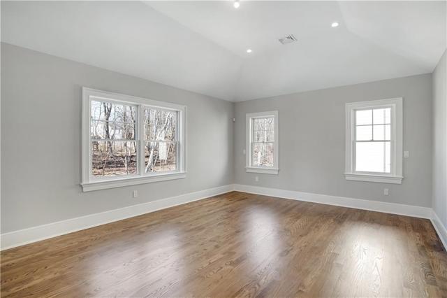 15 Railside Avenue, photo 27 of 36