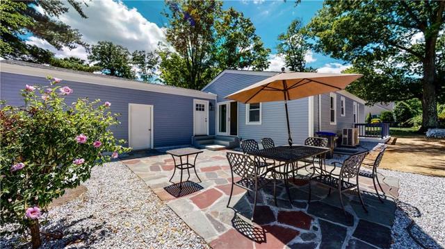 4 Oliver Avenue, photo 3 of 26