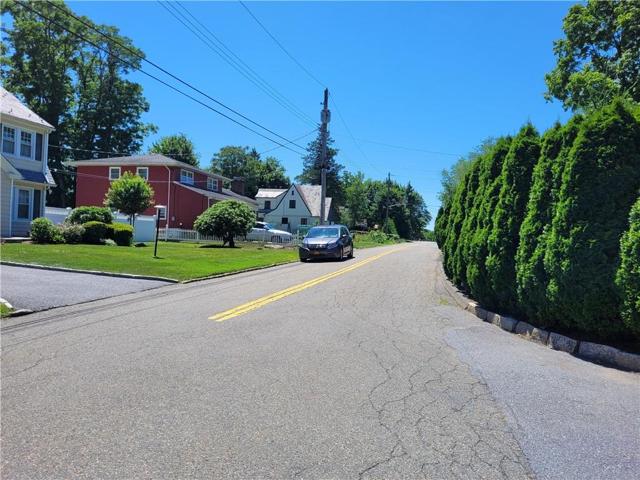 4 Oliver Avenue, photo 4 of 26
